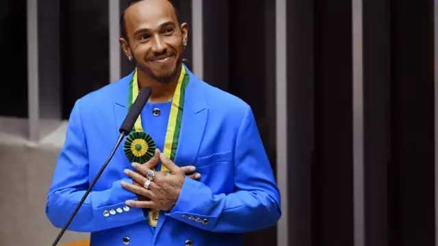 Lewis Hamilton recibe el título de ciudadano honorario de Brasil