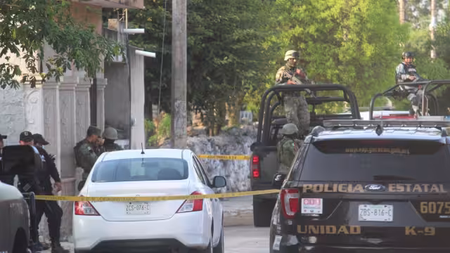 En el lugar se hallaron bolsas con cocaína y marihuana seca