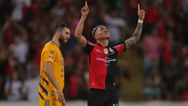 El partido está casi finiquitado, pues los regios de Miguel Herrera no le han anotado 3 goles a los rojinegros desde el Apertura 2018