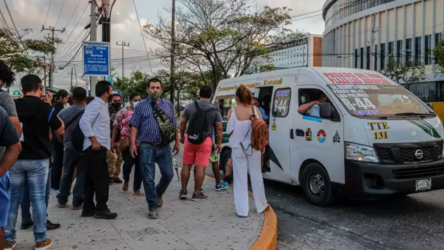 Las unidades no se dan abasto con la demanda de transporte
