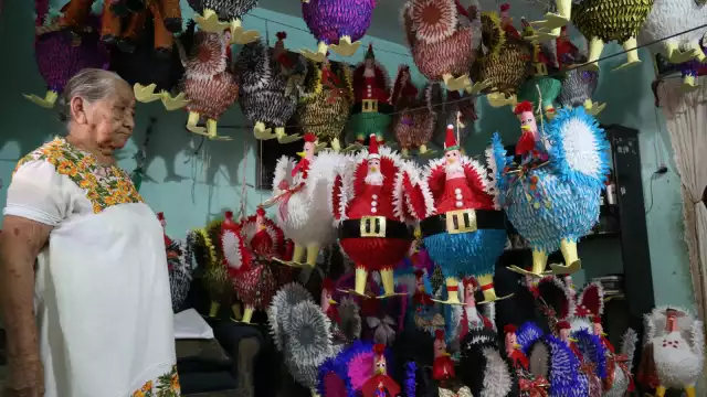 A diferencia del año pasado, en esta ocasión la demanda de las figuras ha sido mayor, pues varios de sus clientes ya han comenzado a apartar sus favoritas