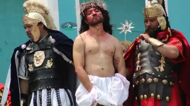 El Viacrucis de Iztapalapa es una de las representaciones de La Pasión de Cristo más importantes