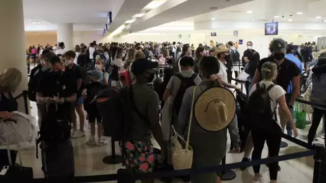 Las fronteras de México no se han cerrado durante la pandemia