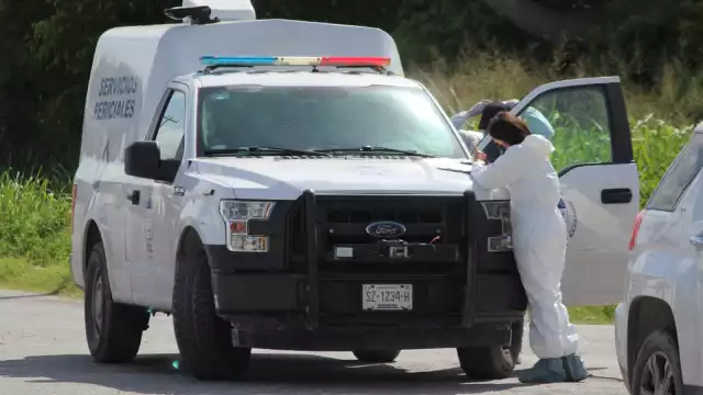 El cuerpo del taxista de Chetumal fue llevado al Semefo para realizarle la necropsia de ley y establecer las causas de su muerte