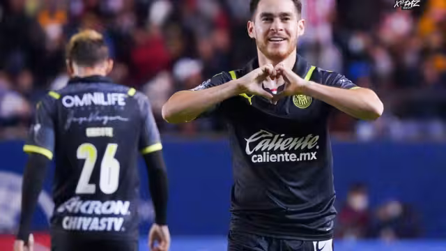 El 'Canelo' Angulo se vistió de héroe