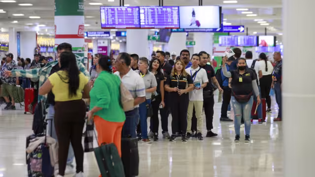Indicaron que el mal clima desalienta a los turistas que arriban al destino.