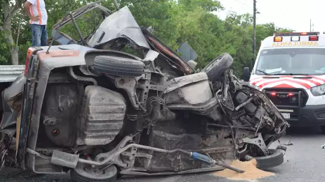 Los pasajeros del auto resultaron ilesos