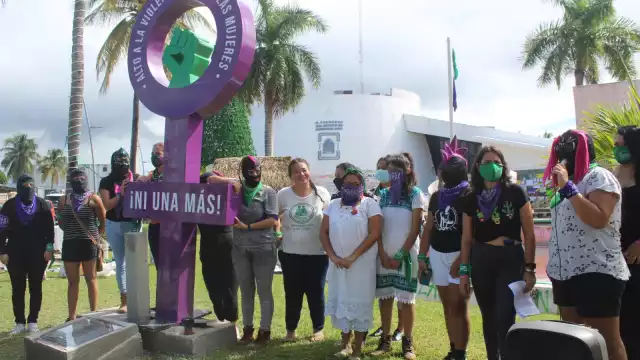 Feministas de Chetumal mostraron su indignación por la poca aplicación de la Ley Olimpia en Quintana Roo