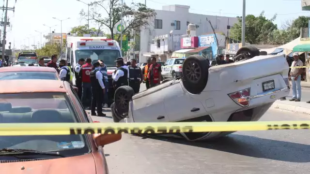 Los lesionados fueron atendidos por paramédicos de los servicios de urgencias de Campeche