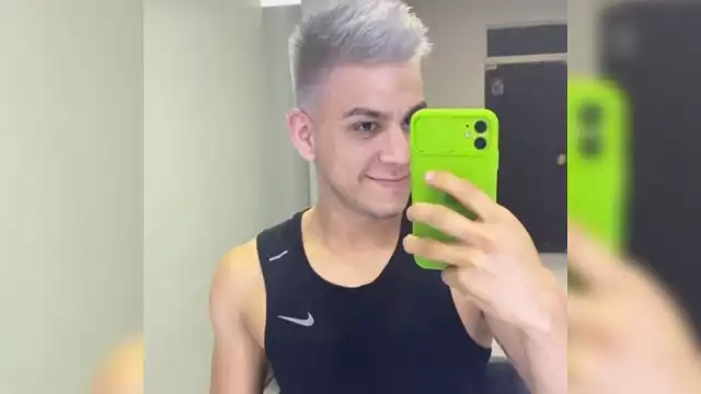 Según narró una de sus amigas, el paraguayo se metió a nadar en una playa de Cancún, pero una ola lo revolcó