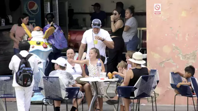 Visitantes expresaron que las altas temperaturas y humedad de Yucatán es agobiante