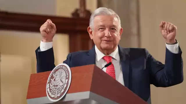 El titular del Ejecutivo Federal mantiene su encuentro con los medios de comunicación desde Isla Mujeres, Quintan Roo