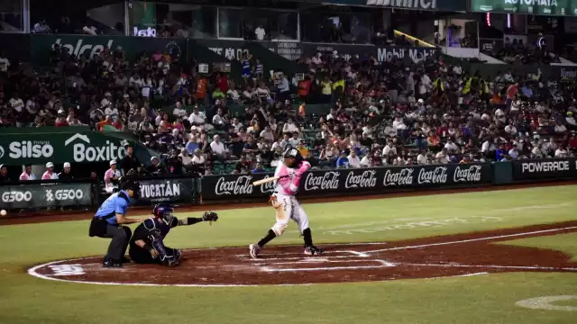 Leones de Yucatán vence a los Algodoneros de Unión Laguna en el Parque "Kukulcán"