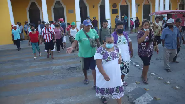 Pobladores señalaron que la Presidenta Municipal parece ser más “representante de la empresa y no del pueblo que la eligió”