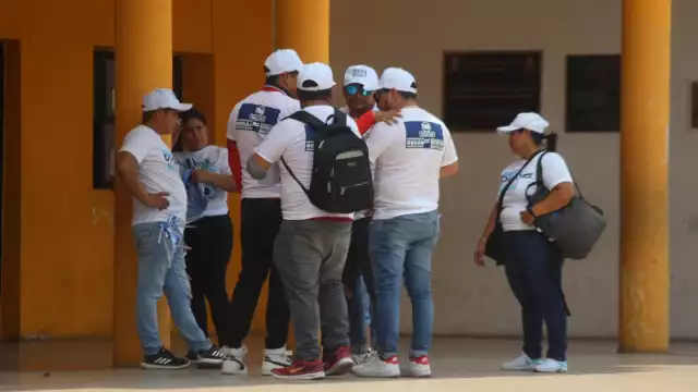 Personal del PRIAN ha obligado a vecinos de Kanasín para colocar su propaganda