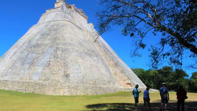Uxmal cumplió el 7 de noviembre pasado, 24 años de estar en la Lista del Patrimonio Mundial, junto a Kabah, Sayil, y Labnah.