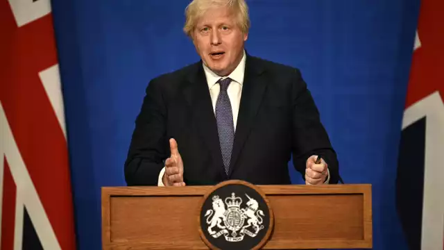 Boris Johnson se limitó a pedir "prudencia" y desoyó los ruegos de un grupo de influyentes científicos internacionales