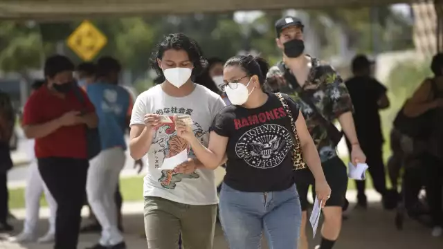 Inoculados destacaron la buena organización con la que recibieron la vacuna contra el coronavirus en los módulos