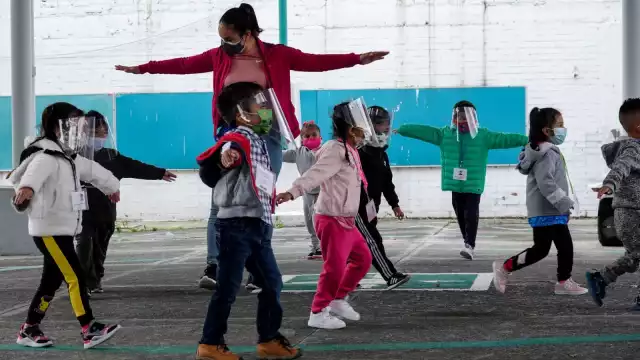 Las escuelas se irán incorporando paulatinamente a las clases presenciales, conforme sean rehabilitadas
