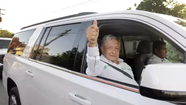 El comisario de Santa María Chí se acercó al presidente para hacerle la petición