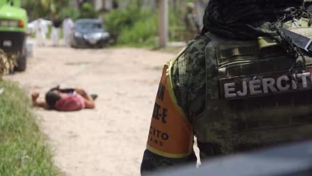 De momento se desconoce la identidad del joven, pero se sabe que trabajaba en la zona