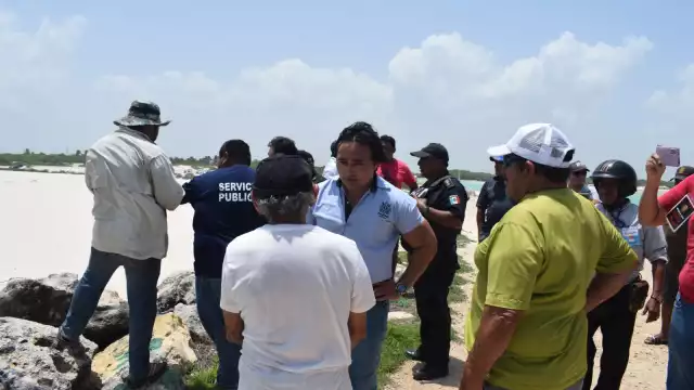 Pescadores enfrentaron a funcionarios del Ayuntamiento de Progreso