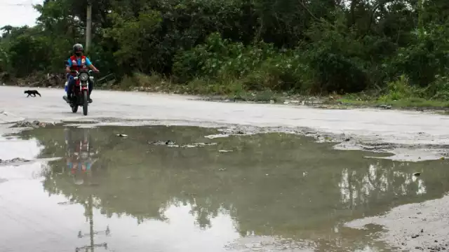 Los habitantes ya no soportan el hedor de estas aguas residuales