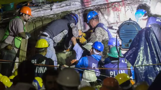Labores de rescate en el Colegio Rebsamen en la Ciudad de México (Cuartoscuro)