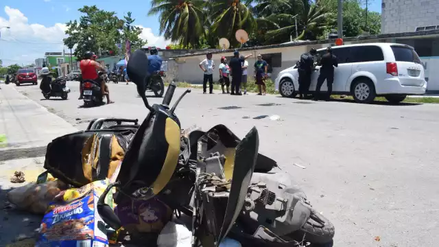 En la camioneta venían 6 mujeres que fueron atacadas por vecinos de la zona