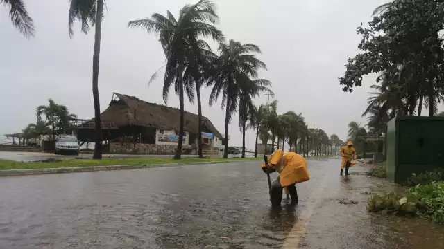 La Tormenta Tropical Pamela se localiza a 735 kilómetros al suroeste de Mazatlán, Sinaloa