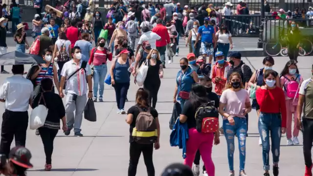 Semáforo amarillo en la CDMX