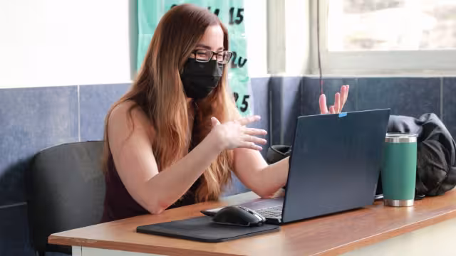 La Seduc detalló que dos casos se dieron en el Instituto Mendoza y los otros cuatro en la Fray Angélico