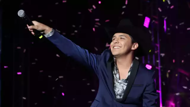 Christian Nodal podría recibir multa de medio millón si canta narcorridos