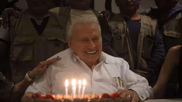 El Director Fundador festejó rodeado de familiares, amigos y trabajadores del periódico