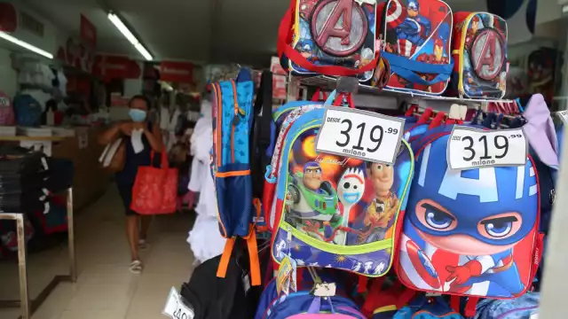 Las mochilas se pueden adquirir en algunos establecimientos desde los 210 pesos