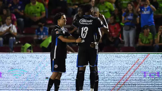 ¡La cruzazulean! El Cruz Azul dejó ir el triunfo en el último minuto ante Juárez