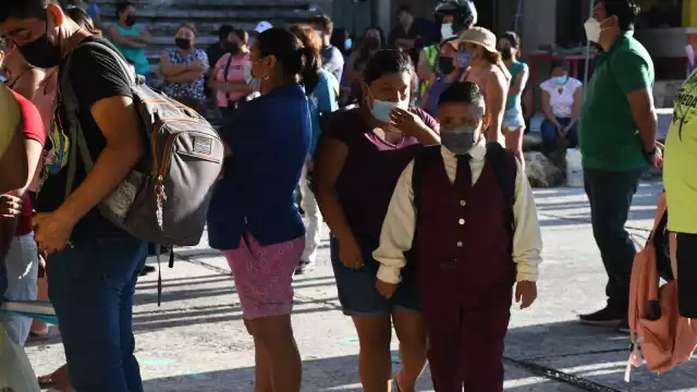 En el nivel básico que comprende preescolar, primaria y secundaria, inician el ciclo escolar 185 mil 335 alumnos, con 16 mil 437 maestros activos