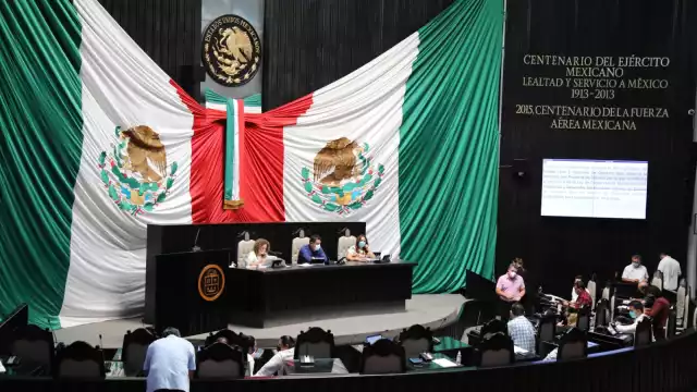 La vacunación de maestros no implica el regreso a clases