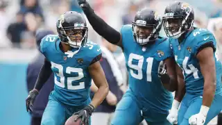 Jaguares remontó de un 17-0 para ganar 20 a 27 a Raiders
