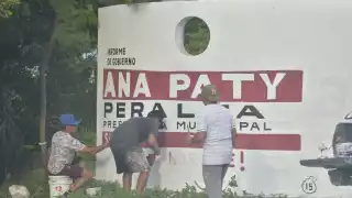 La actual Alcaldesa de Cancún pretende reelegirse en el cargo por tres años más, por lo que es común ver su nombre en diversas partes de la ciudad.