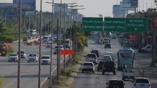 Rehabilitación del boulevard Colosio provoca que trabajadores estén hasta tres horas en un autobús