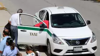 El gremio taxista en Cancún asegura que como la ciudad ha tenido los precios de la gasolina más altos en México, sus ganacias se ven afectadas
