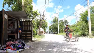 Colonias irregulares de Quintana Roo denuncian cobros excesivos de luz por “totalizadores”