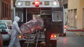 En todo el territorio nacional suman 240 mil 921 casos de personal médico infectado con el COVID-19