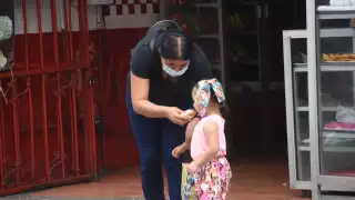 Especialista señaló que hoy en día los infantes consumen productos que están llenos de sal, azúcar y grasa, entre otros