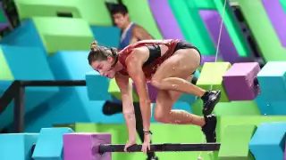 Rojos y azules van por la Villa 360.