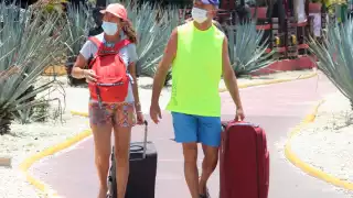 Tras Semana Santa disminuyó el arribo de turistas, también reflejado en las operaciones del AIC