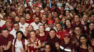 La “desbandada” que se había anticipado no ocurrió en el partido guinda, mientras que la alianza PAN, PRI y PRD sigue vacante.