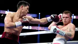 ¡Histórico! Canelo Álvarez pierde contra el Ruso Dmitry Bivol que casi lo deja en la lona