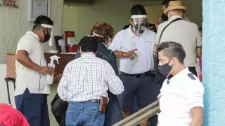 En la Península de Yucatán operan redes que enganchan a personas de Cuba con el pretexto de mejores condiciones de vida